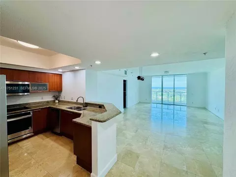 14951 Royal Oaks Ln #2504, North Miami, FL 33181