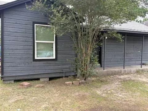 9105 Grady St #1, Houston, TX 77016