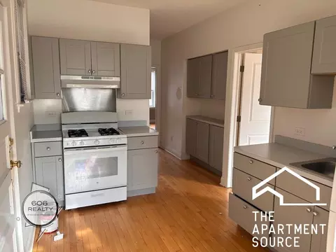6910 21st St #203, Berwyn, IL 60402