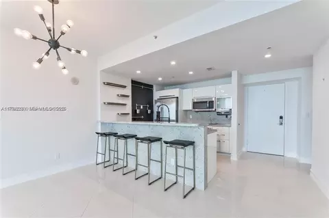 601 NE 36th St #1411, Miami, FL 33137