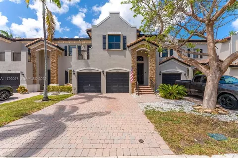 11319 SW 238th St, Princeton, FL 33032