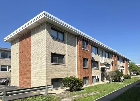 3812 25th Ave #12, Schiller Park, IL 60176