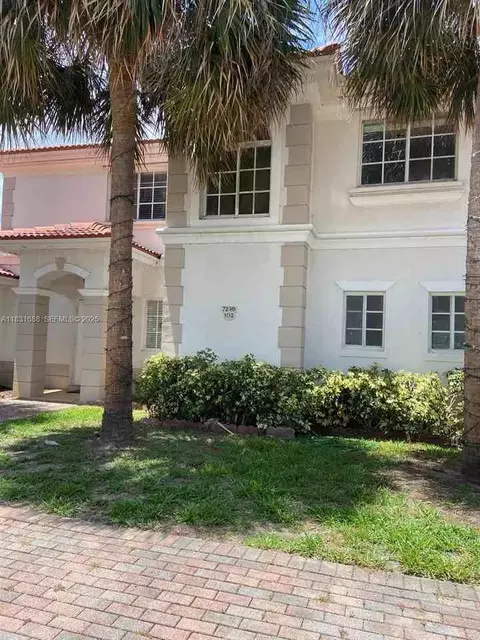 7289 NW 173rd Dr #103, Hialeah, FL 33015