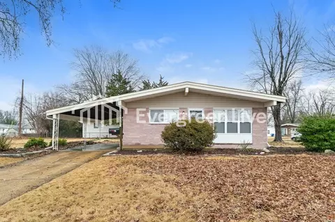 70 Francisca Dr, Florissant, MO 63031