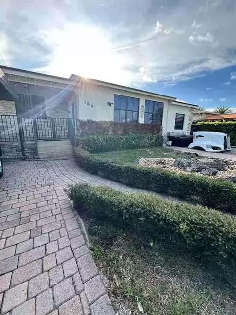 5010 E 1st Ave #5010, Hialeah, FL 33013