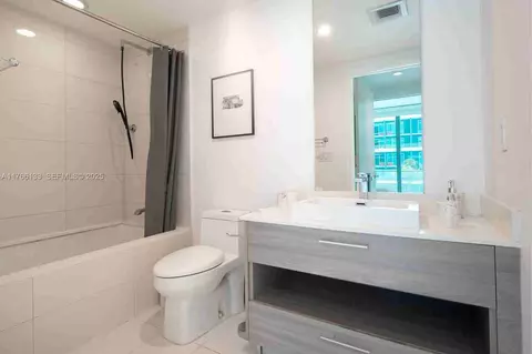 1300 S Miami Ave #1507, Miami, FL 33130