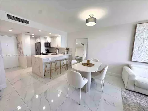 2899 Collins Ave #1037, Miami Beach, FL 33140