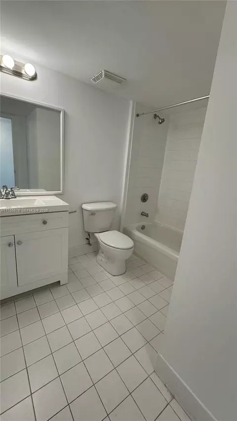 3000 Coral Way #1501, Miami, FL 33145