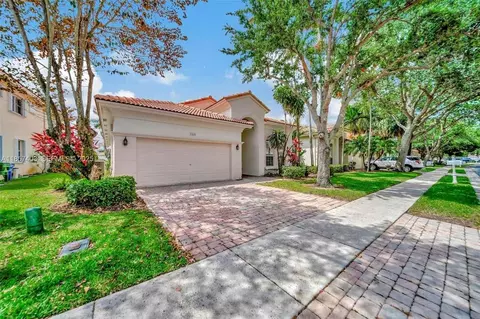 7314 NW 19th Ct, Pembroke Pines, FL 33024