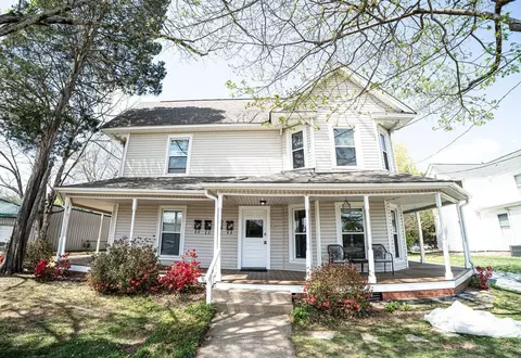 405 N Main St #4, China Grove, NC 28023