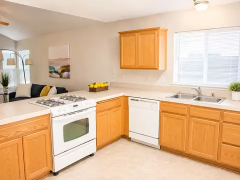 83 Key West Loop, Chico, CA 95973 photo 2