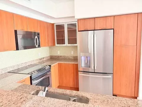 700 E Boynton Beach Blvd #510, Boynton Beach, FL 33435