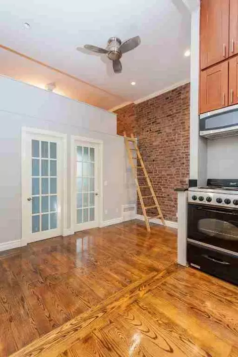 Undisclosed, New York, NY 10011