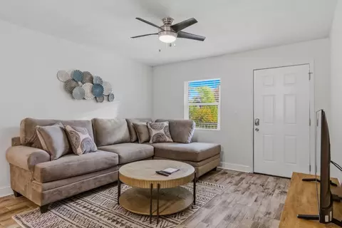 3909 W Cleveland St #1471503P, Tampa, FL 33609