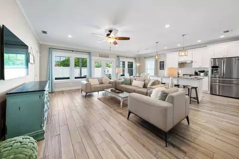 121 Christmas Tree Ln #1511625P, Laguna Beach, FL 32413