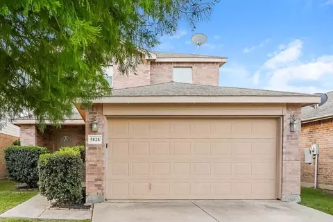 5828 Ridge Lake Dr, Fort Worth, TX 76244