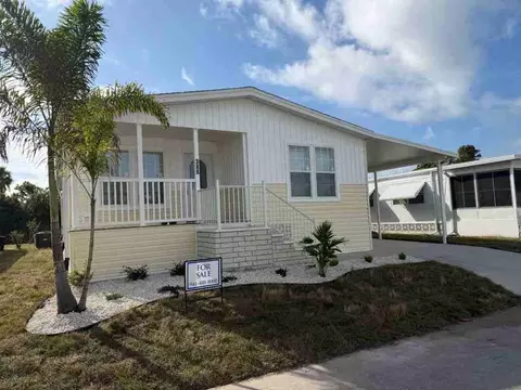 388 Sunshine Dr, Nokomis, FL 34275