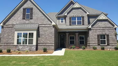 1335 Witherspoon Dr, Prattville, AL 36066