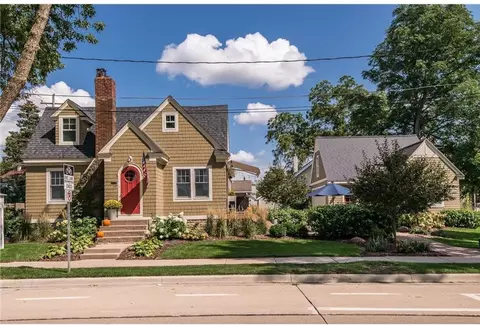 538 4th Ave NW, Rochester, MN 55901