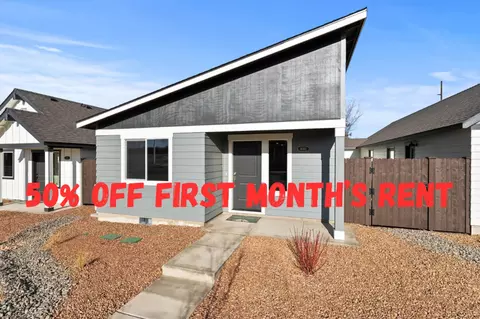 4083 SW Obsidian Pl, Redmond, OR 97756