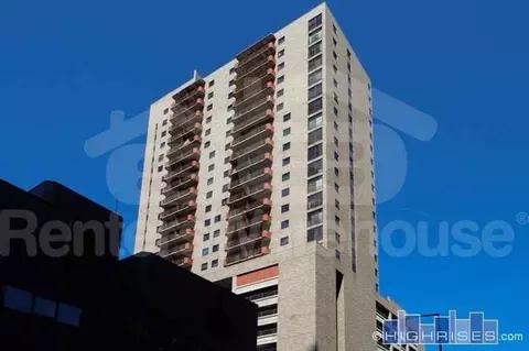 66 9th St E #1205, Saint Paul, MN 55101