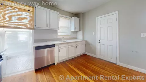 280 Mcgrath Hwy #3, Somerville, MA 02143