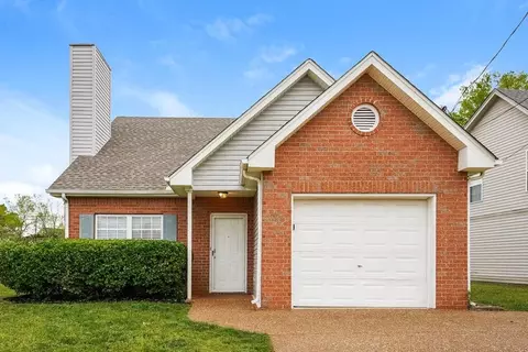 1825 Lakewood Village Dr, Antioch, TN 37013