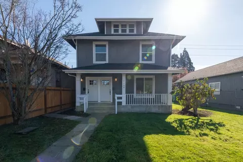 1609 Walnut St #B, Everett, WA 98201