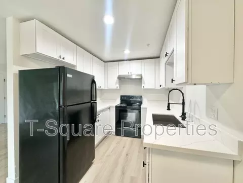 7041 S 116th Pl #206, Seattle, WA 98178