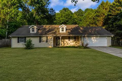 585 Mountainview Dr, Covington, GA 30016