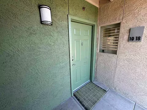 1295 N Ash St, Gilbert, AZ 85233