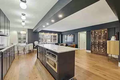 Undisclosed, New York, NY 10019