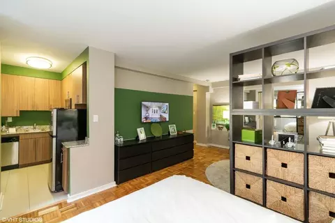 1204 S Washington St, Alexandria, VA 22314