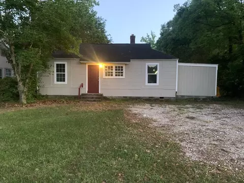 2855 Potter Dr, Mobile, AL 36606