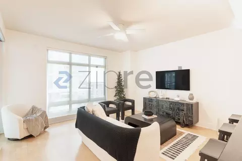 603 Davis St #1708, Austin, TX 78701