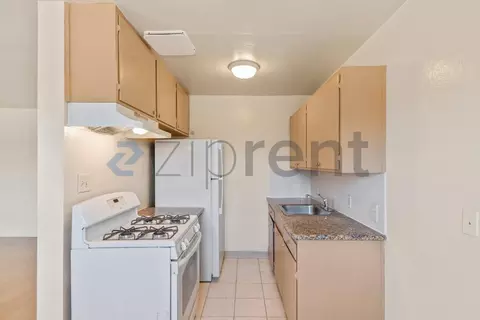 7630 Lockwood St #41, Oakland, CA 94621