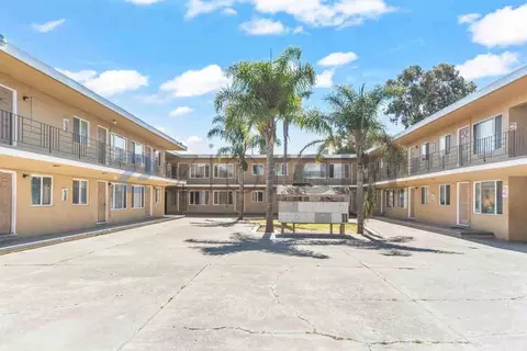 7630 Lockwood St #37, Oakland, CA 94621
