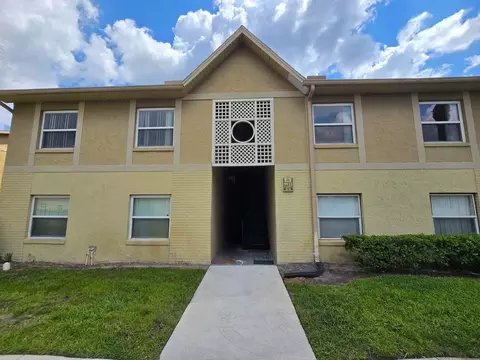 9933 Sweepstakes Ln, Orlando, FL 32837
