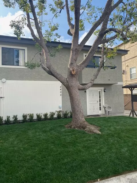 2400 Seneca St #102, Pasadena, CA 91107