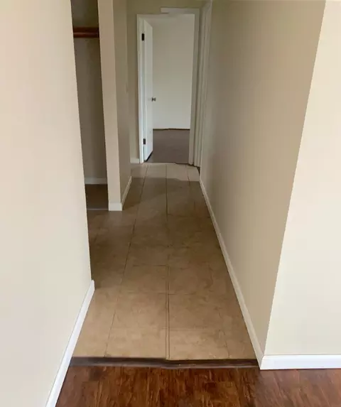 3030 NE 10th St #202, Renton, WA 98056