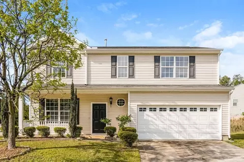 3604 Rivermist Dr, Raleigh, NC 27610