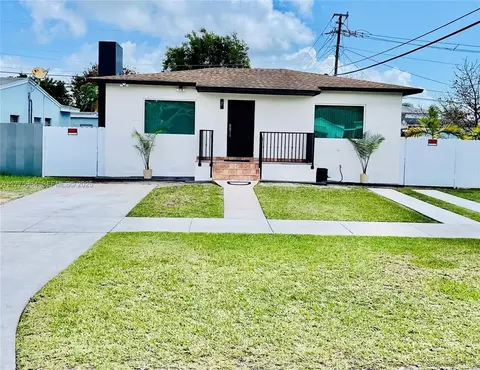 3915 SW 68th Ave, Coral Terrace, FL 33155