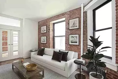 Undisclosed, New York, NY 10002