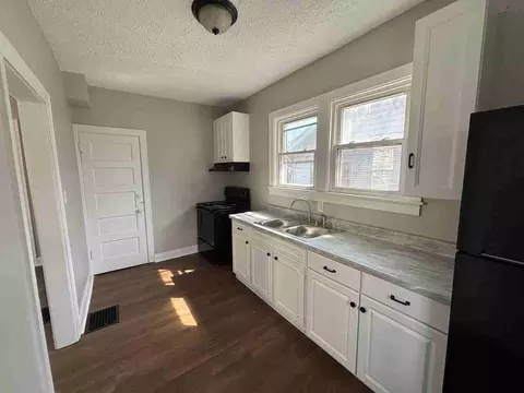309 W Memorial Dr, Muncie, IN 47302