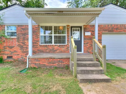 1904 Carlisle Rd, Oklahoma City, OK 73120