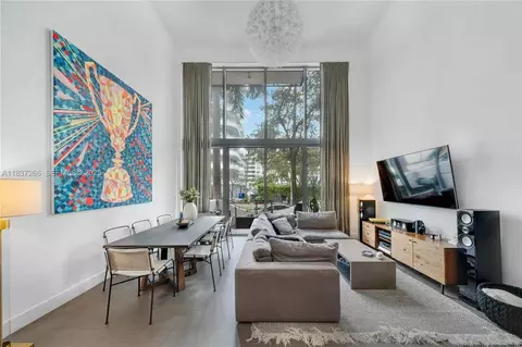 6000 Collins Ave #126, Miami Beach, FL 33140
