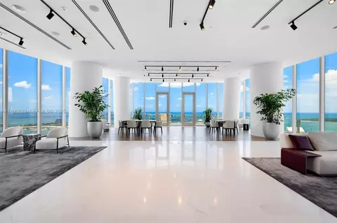 300 Biscayne Boulevard Way #1005, Miami, FL 33131