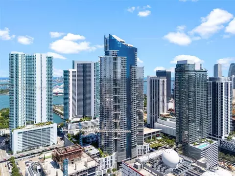 851 NE 1st Ave #1506, Miami, FL 33132