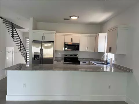 3663 SW 15th St #3663, Miami, FL 33145