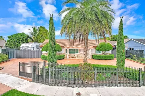4225 SW 133rd Ct #4225, Kendale Lakes, FL 33175